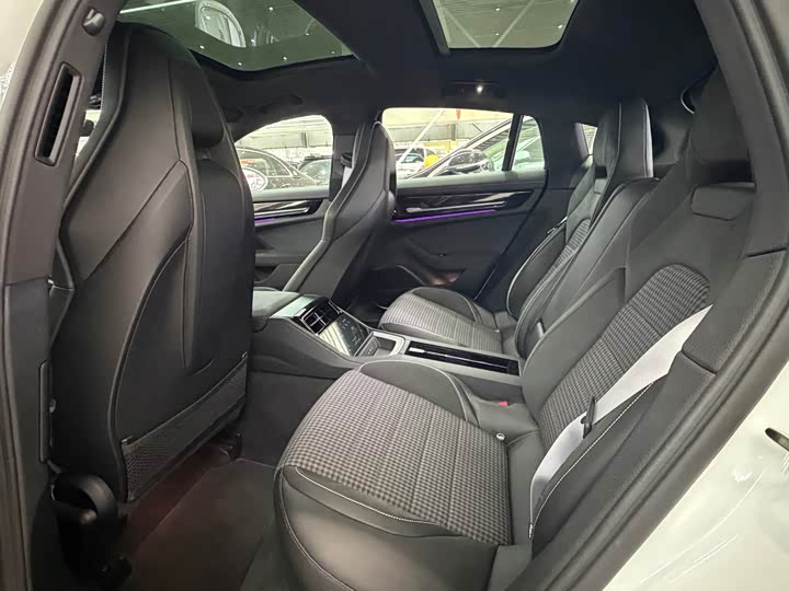 Фото 6 - Porsche Panamera