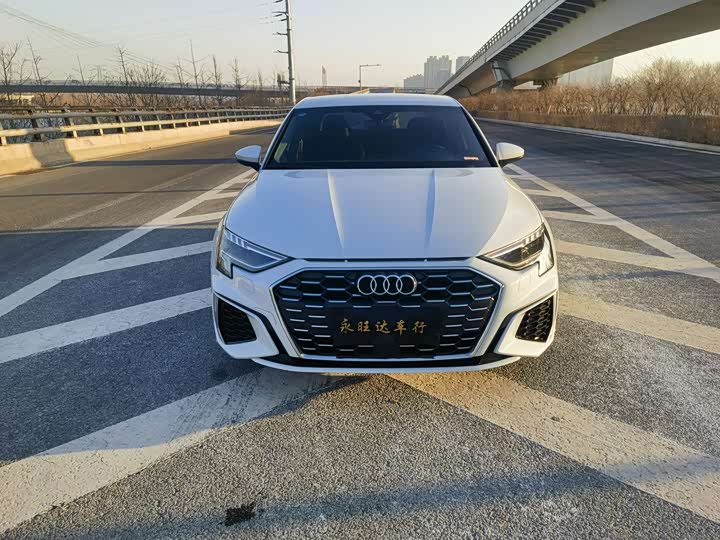 Фото 2 - Audi A3