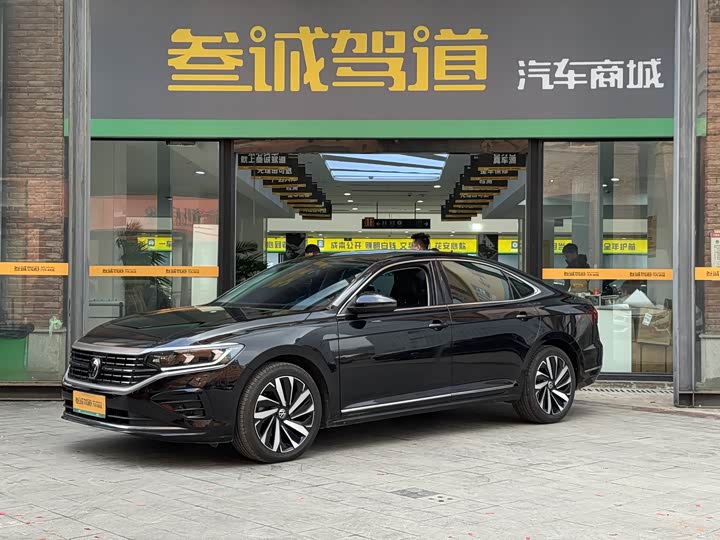 Фото 1 - Volkswagen Passat