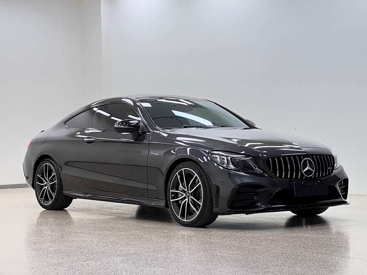 Фото 3 - Mercedes-Benz C-Class AMG