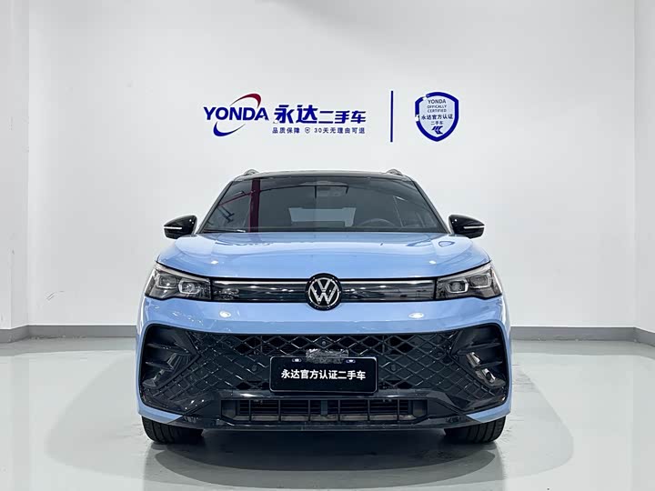 Фото 7 - Volkswagen Tiguan L Pro