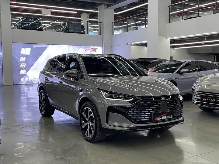 Фото 5 - BYD Tang Hybrid/EV