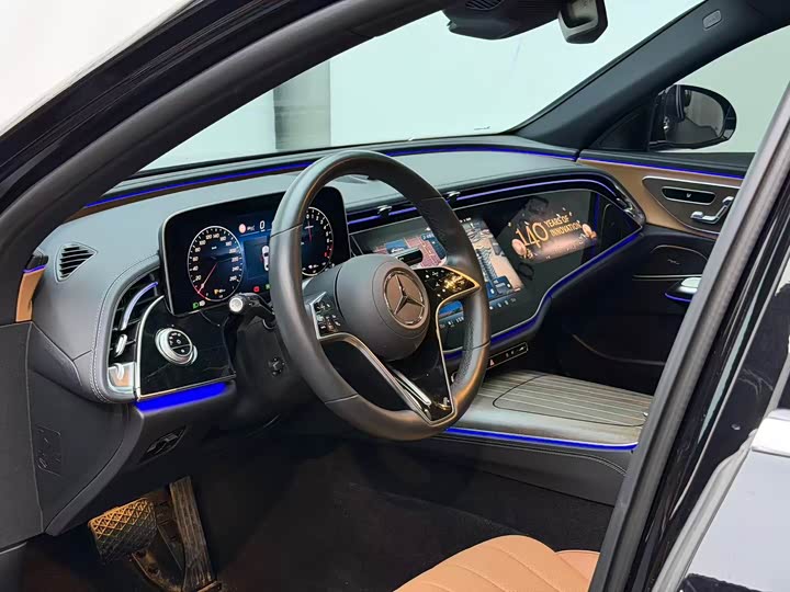 Фото 7 - Mercedes-Benz E-Class Hybrid