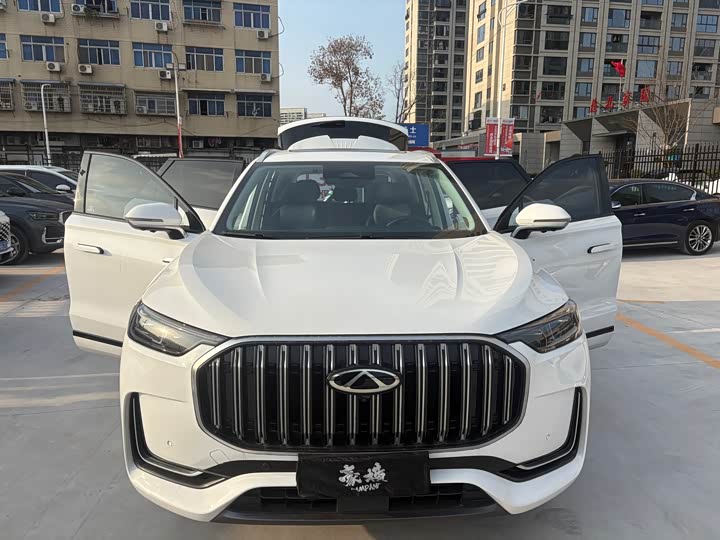 Фото 2 - Chery Tiggo 9