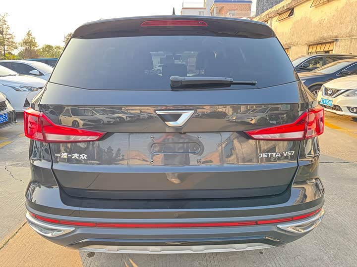 Фото 5 - Jetta VS7