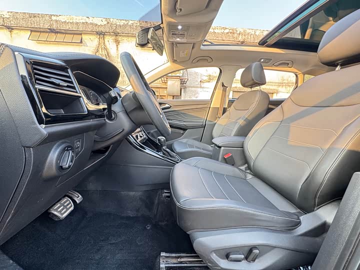 Фото 7 - Jetta VS7