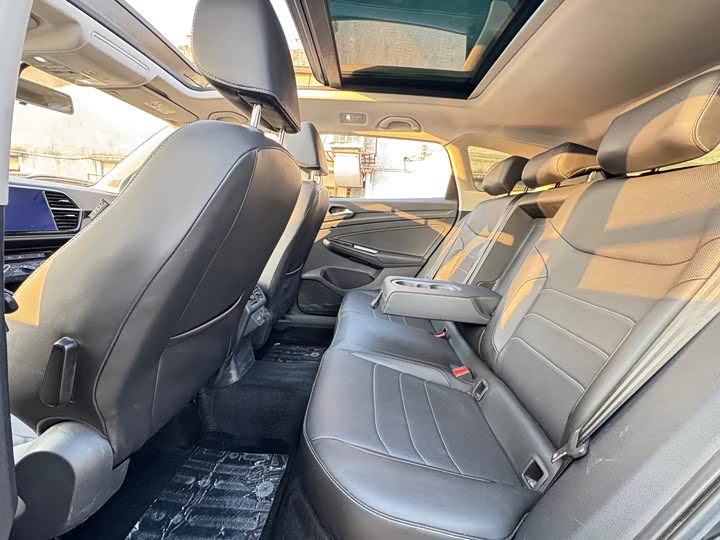 Фото 8 - Jetta VS7