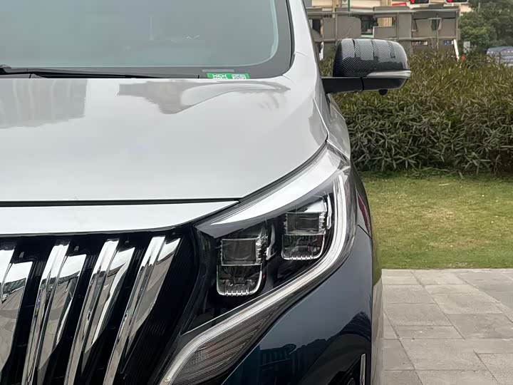 Фото 7 - GAC Trumpchi M8