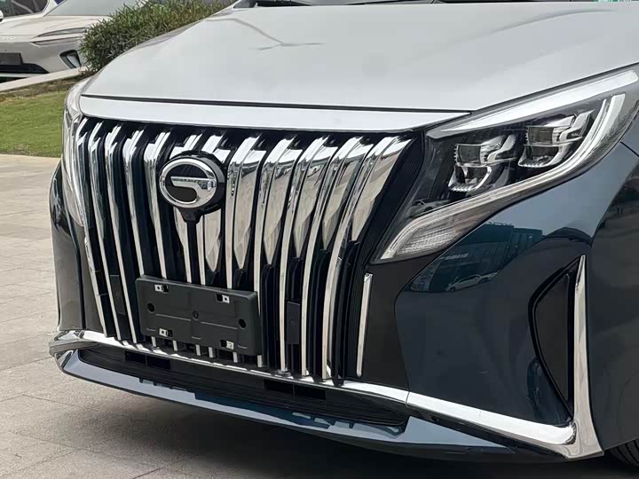 Фото 9 - GAC Trumpchi M8