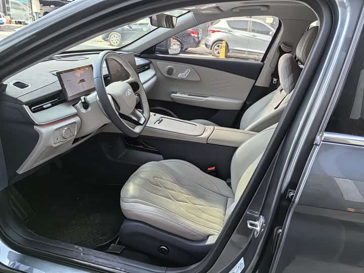 Фото 7 - Chery Fulwin A8L