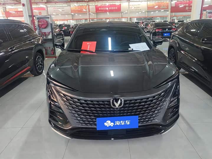 Фото 2 - Changan UNI-T