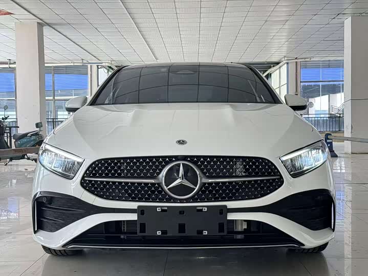 Фото 2 - Mercedes-Benz A-Class