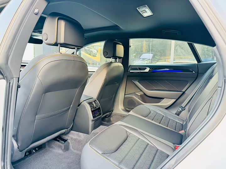 Фото 4 - Volkswagen CC