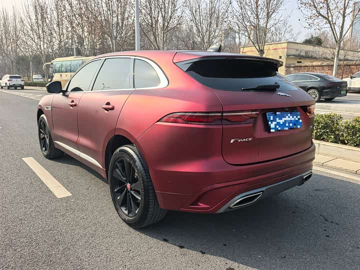 Фото 4 - Jaguar F-Pace