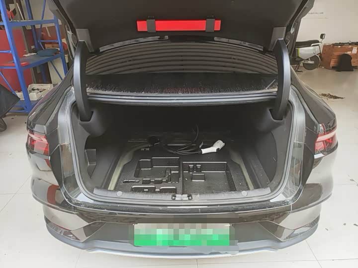 Фото 8 - BYD Han