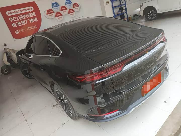 Фото 9 - BYD Han