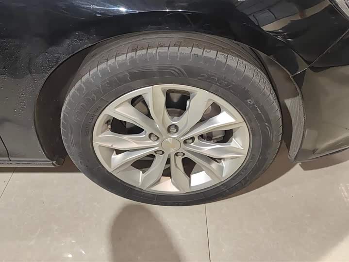 Фото 6 - Chevrolet Malibu XL