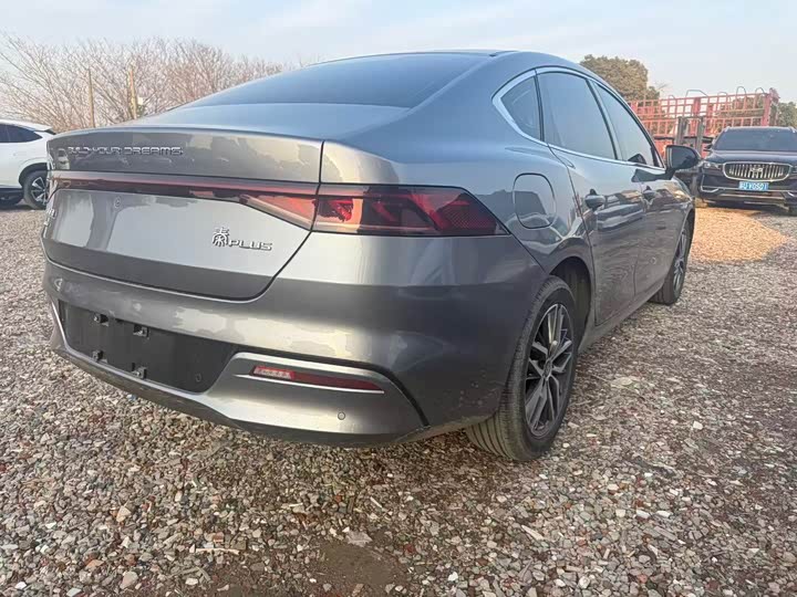 Фото 9 - BYD Qin Plus