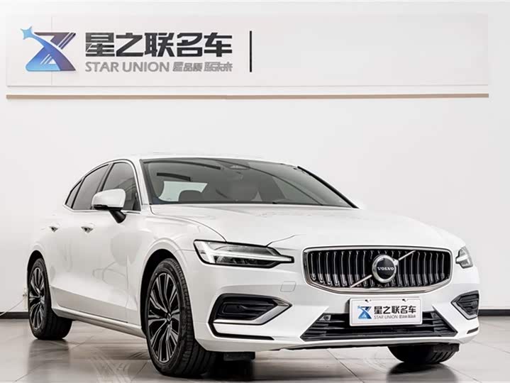 Фото 6 - Volvo S60