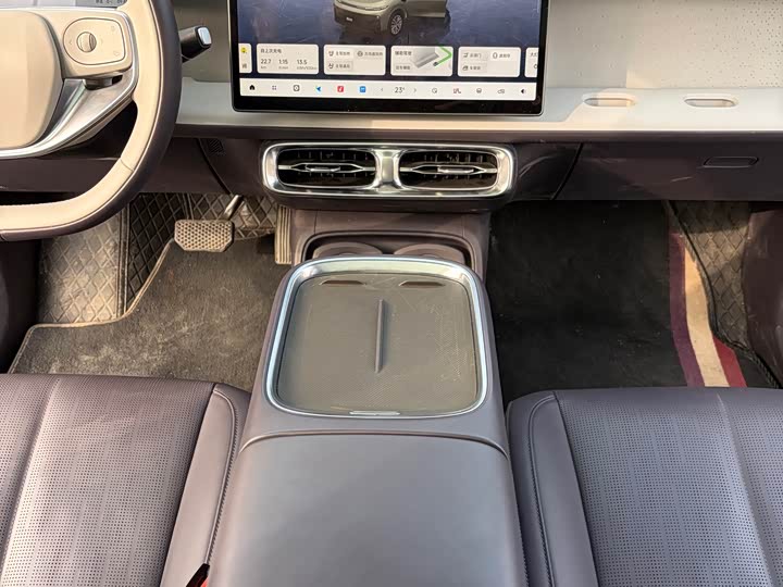 Фото 7 - Leapmotor B10