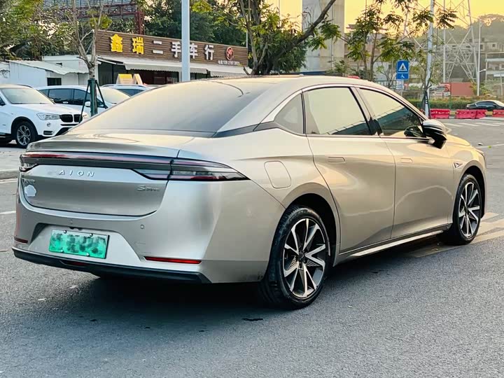 Фото 2 - GAC Aion S Plus