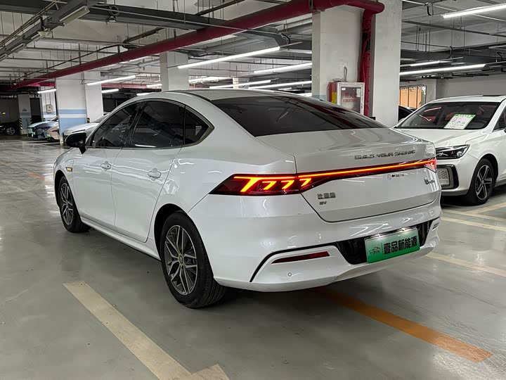Фото 4 - BYD Qin Plus