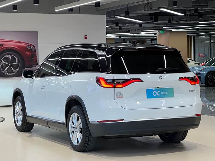 Фото 5 - Nio ES8