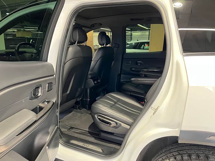 Фото 9 - Nio ES8