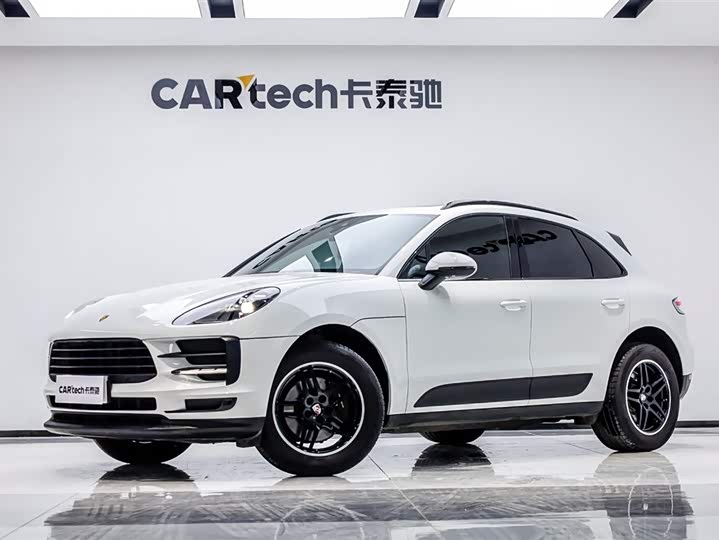 Фото 1 - Porsche Macan