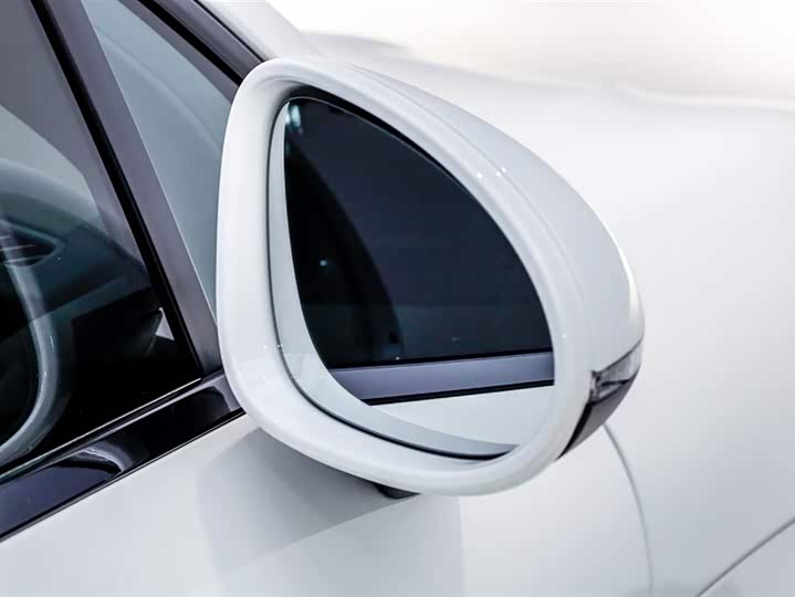 Фото 6 - Porsche Macan