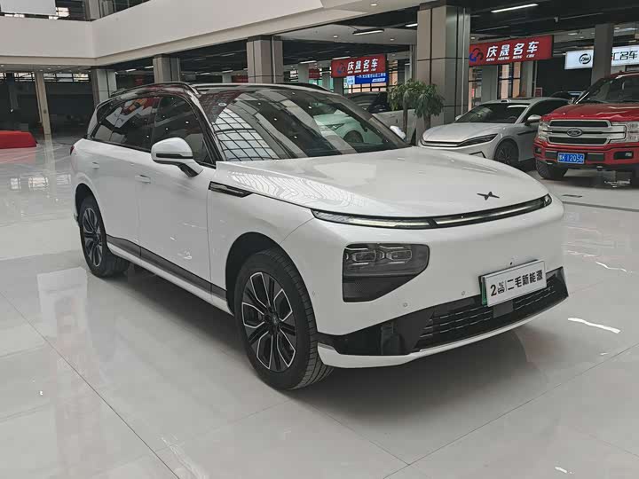 Фото 3 - XPeng G9