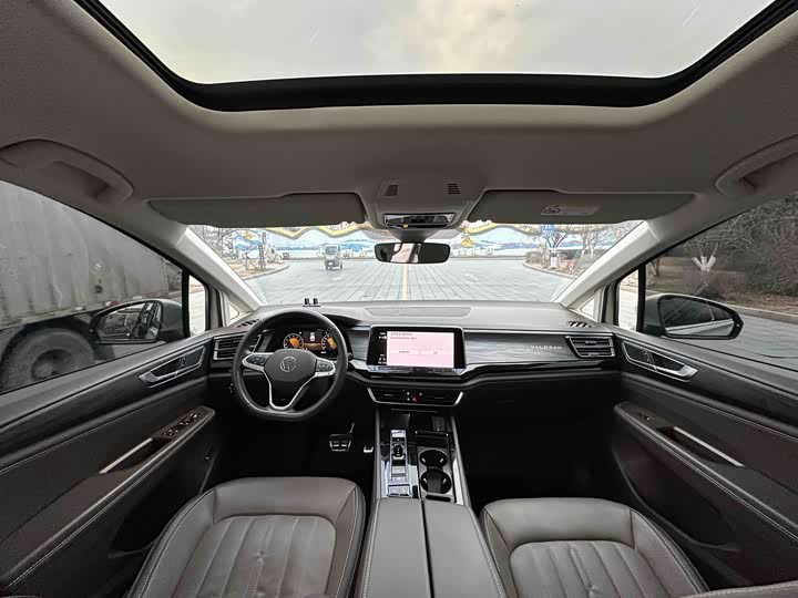 Фото 2 - Volkswagen Viloran