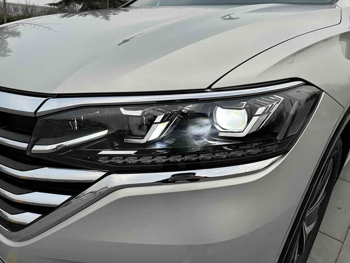 Фото 6 - Volkswagen Viloran