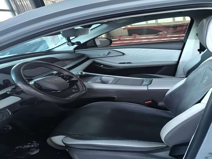 Фото 5 - Exeed RX C-DM Hybrid