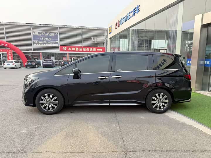 Фото 6 - Honda Odyssey