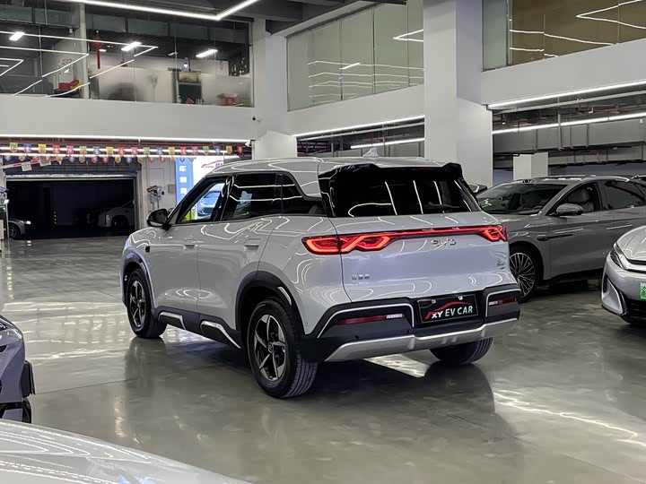 Фото 3 - BYD Yuan Up