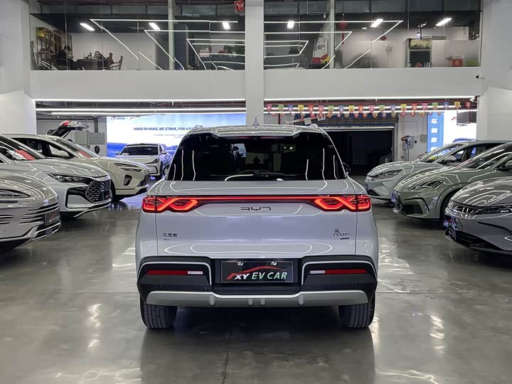 Фото 4 - BYD Yuan Up