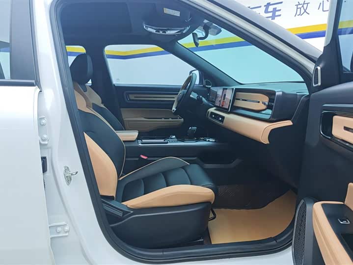 Фото 8 - Geely Icon