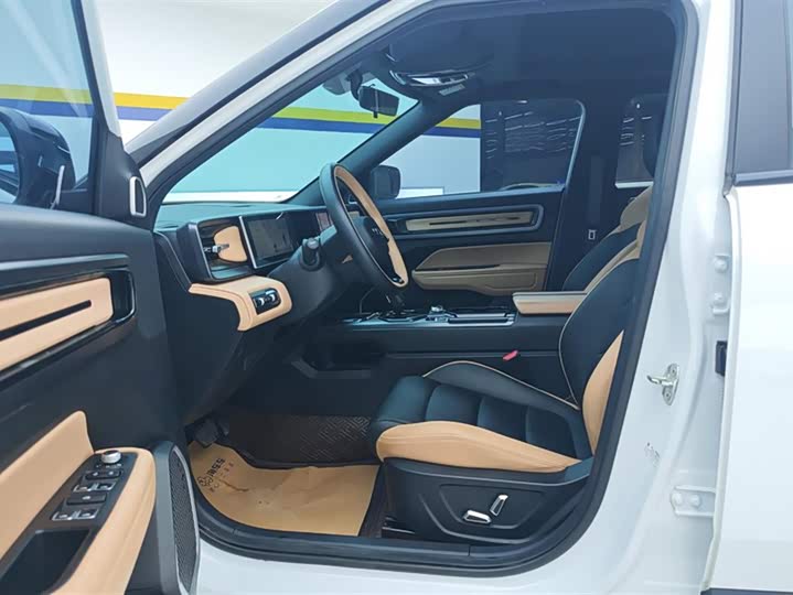 Фото 9 - Geely Icon