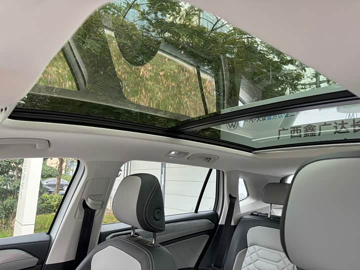 Фото 9 - Volkswagen Tayron