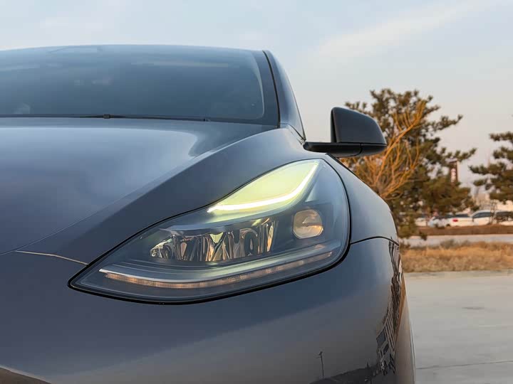Фото 4 - Tesla Model Y