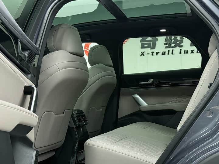 Фото 8 - BYD Tang Hybrid/EV