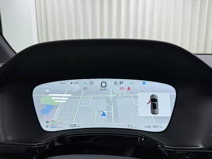 Фото 9 - BYD Tang Hybrid/EV