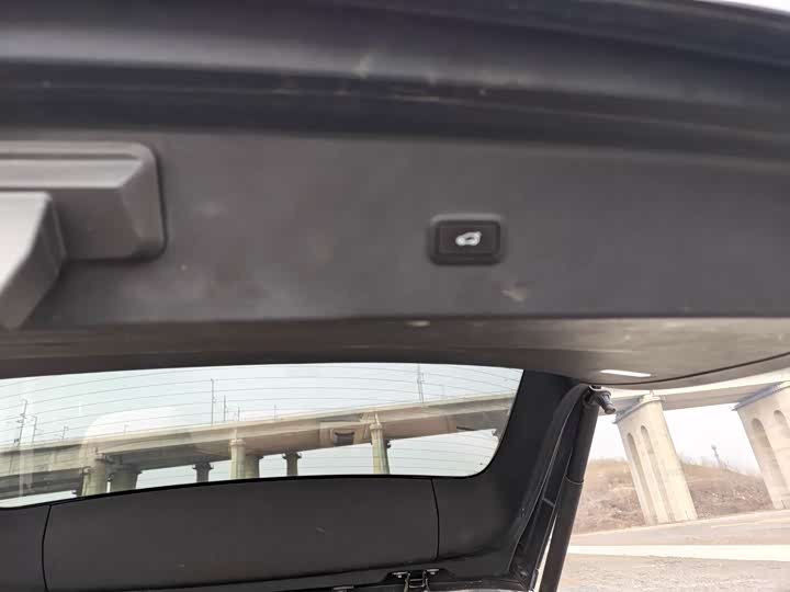 Фото 8 - XPeng X9