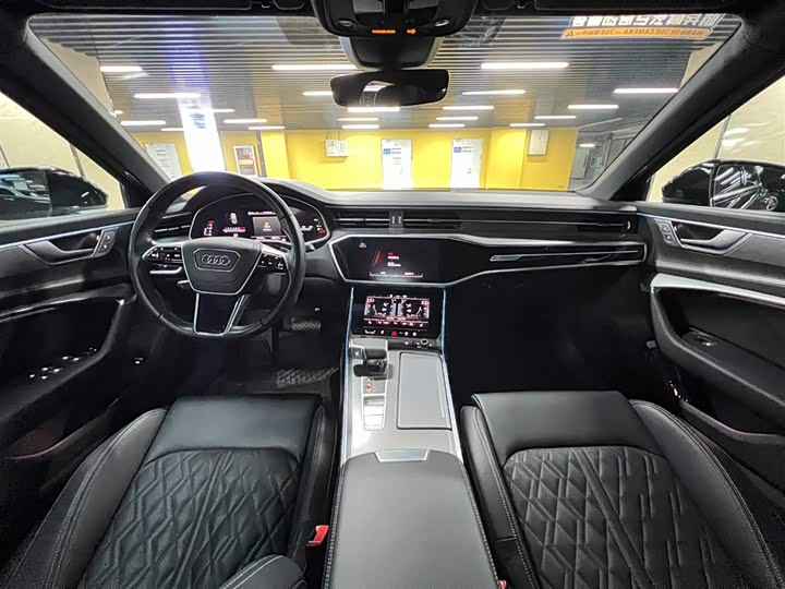 Фото 8 - Audi A6L