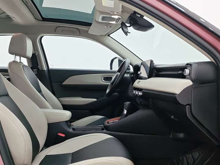 Фото 9 - Honda Vezel