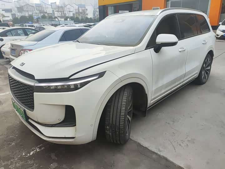 Фото 1 - LiXiang One