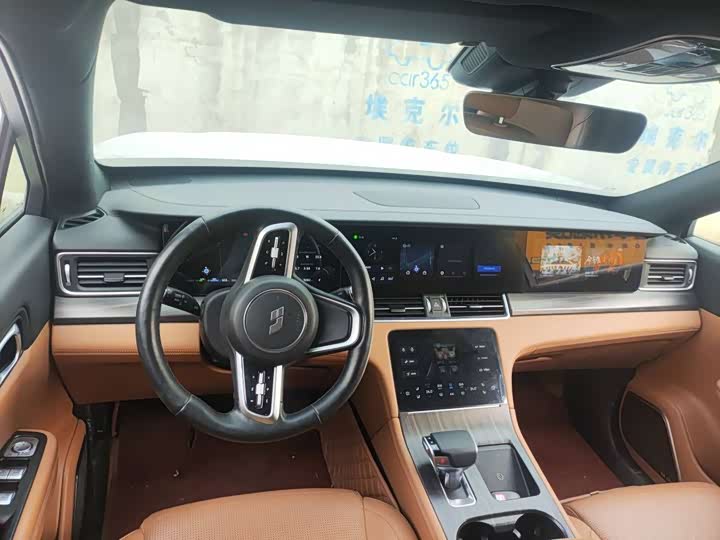 Фото 4 - LiXiang One