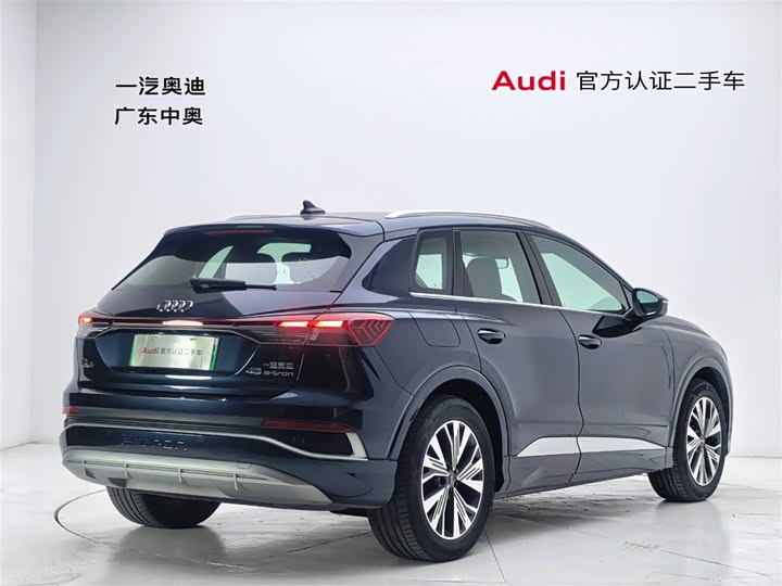 Фото 4 - Audi Q4 e-tron