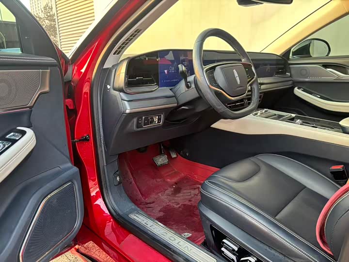 Фото 7 - Lincoln Z (Zephyr)